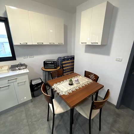 אירוח אריאל Apartment Hagoşrim Exterior foto