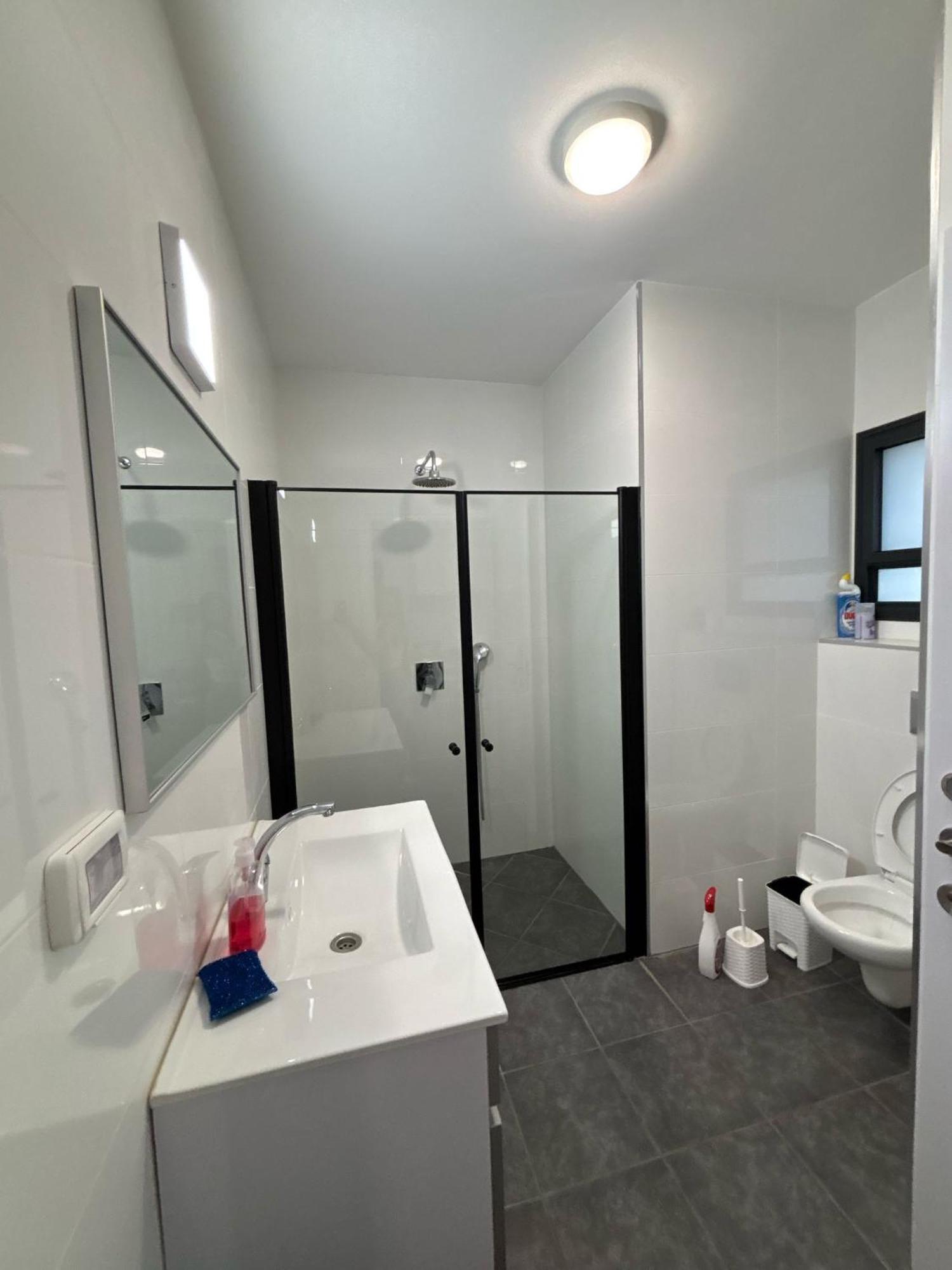 אירוח אריאל Apartment Hagoşrim Exterior foto