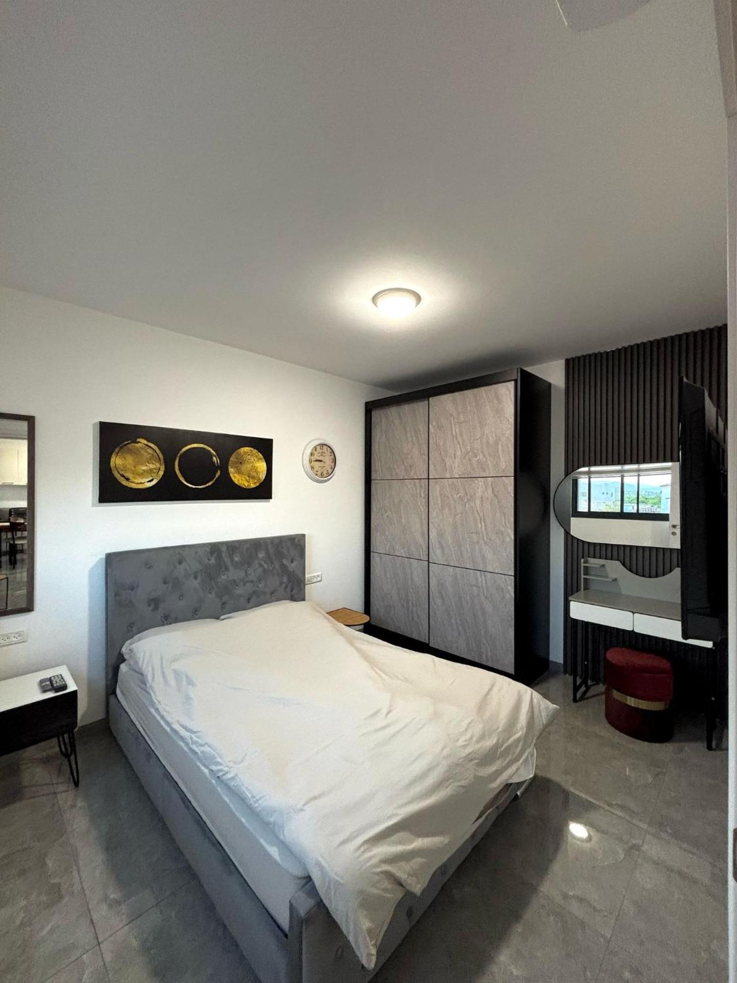 אירוח אריאל Apartment Hagoşrim Exterior foto